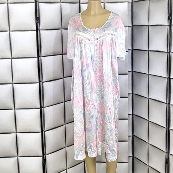 Vintage night gown   - Picture 2 of 6